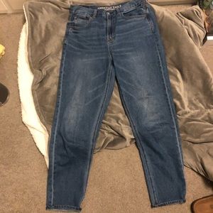 American Eagle Mom Jeans